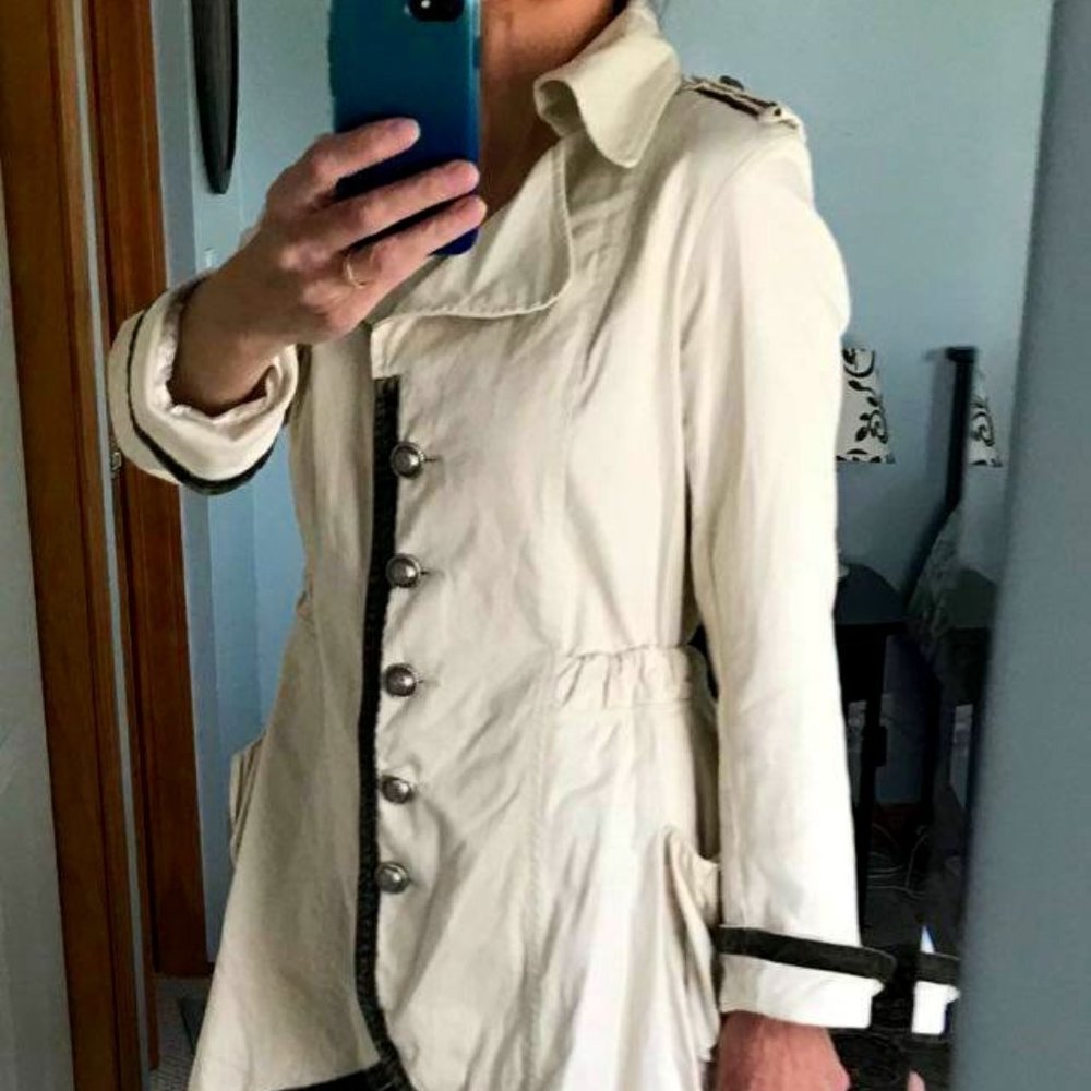StEaMpUnK or Victorian styled jacket